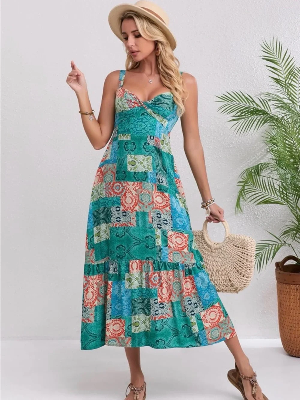 NWOT Boho Floral Adjustable Strap V Neck Beach Flowy Maxi Sundress - Picture 7 of 16